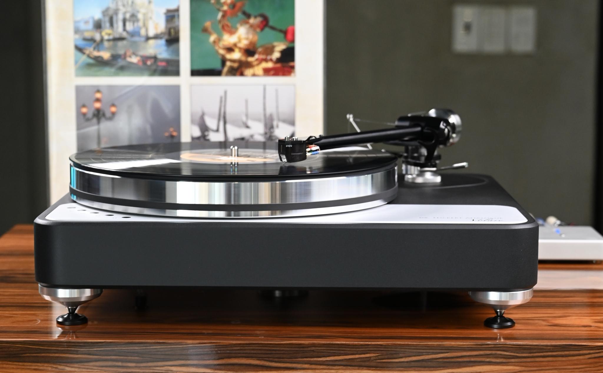 tinhte_dr_feickert_volare_turntable_mam_dia_thanDSC_0123.JPG