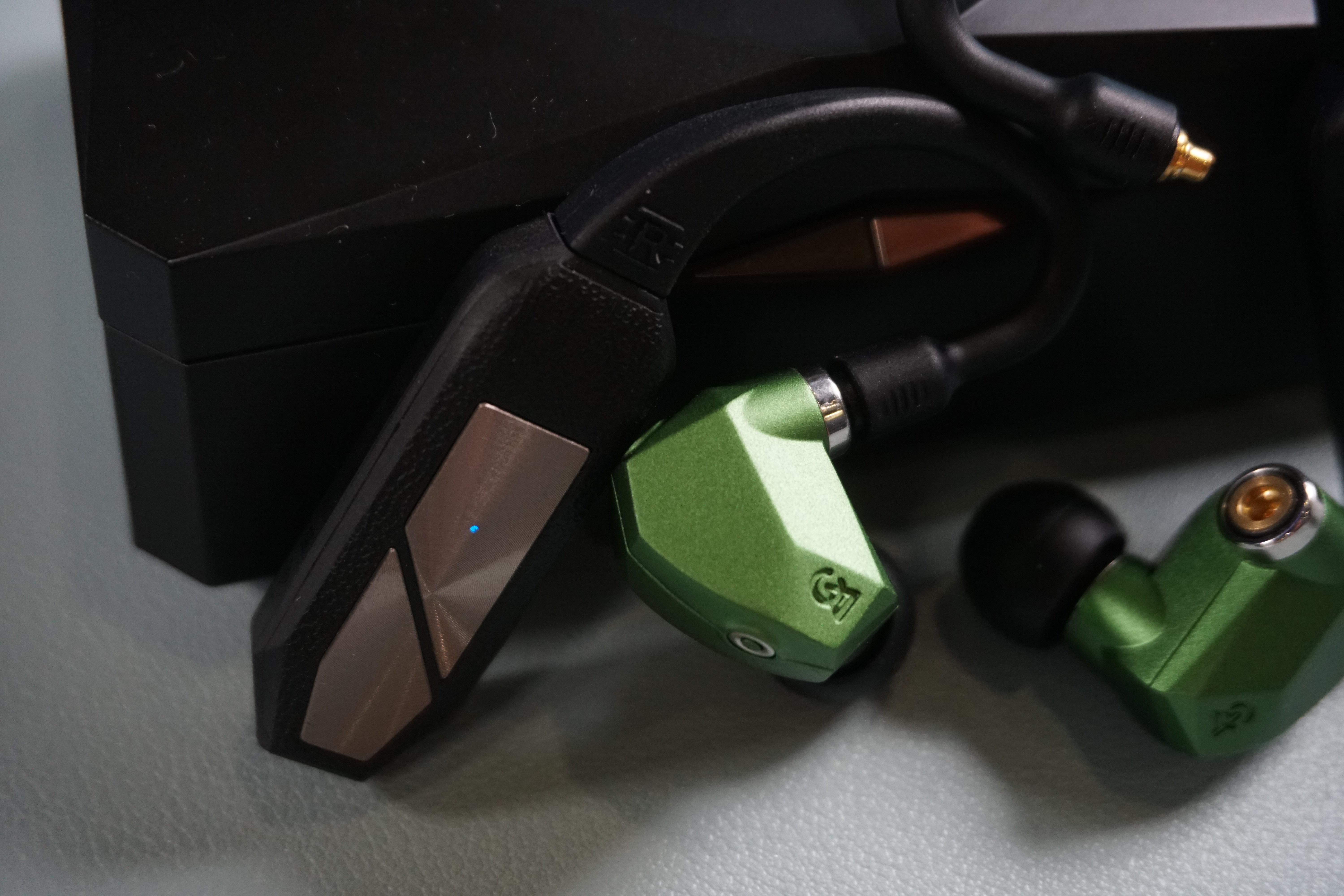 tinhte_ifi_go_pod_true_wireless_adapter4.JPG