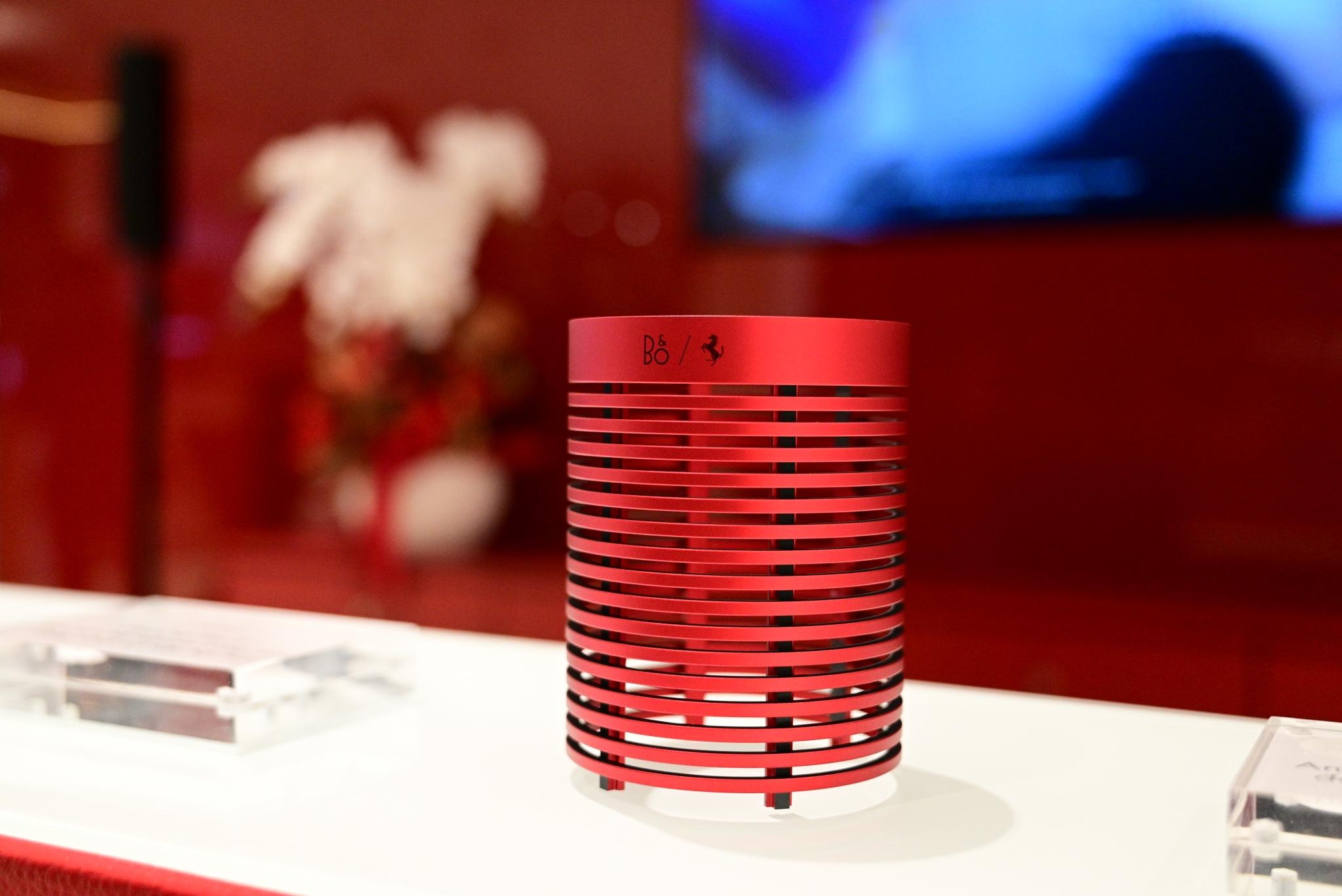 tinhte-bang&olufsen-B&O-Ferrari-editionDSC-7476.JPG