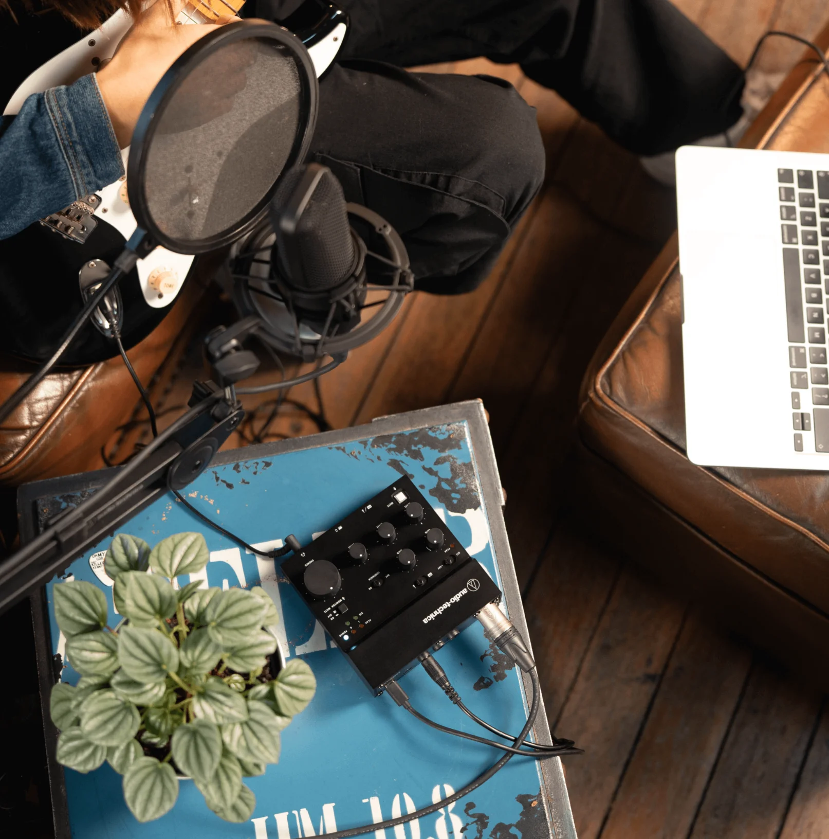 Audio Technica AT-UMX3 - Ảnh 6