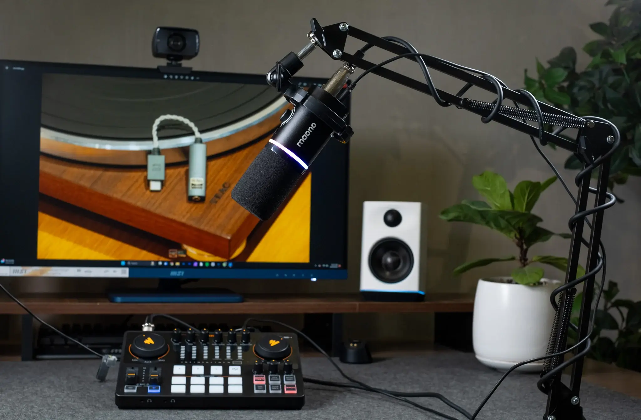 tinhte-maono-pd200x-microphone (25).jpg