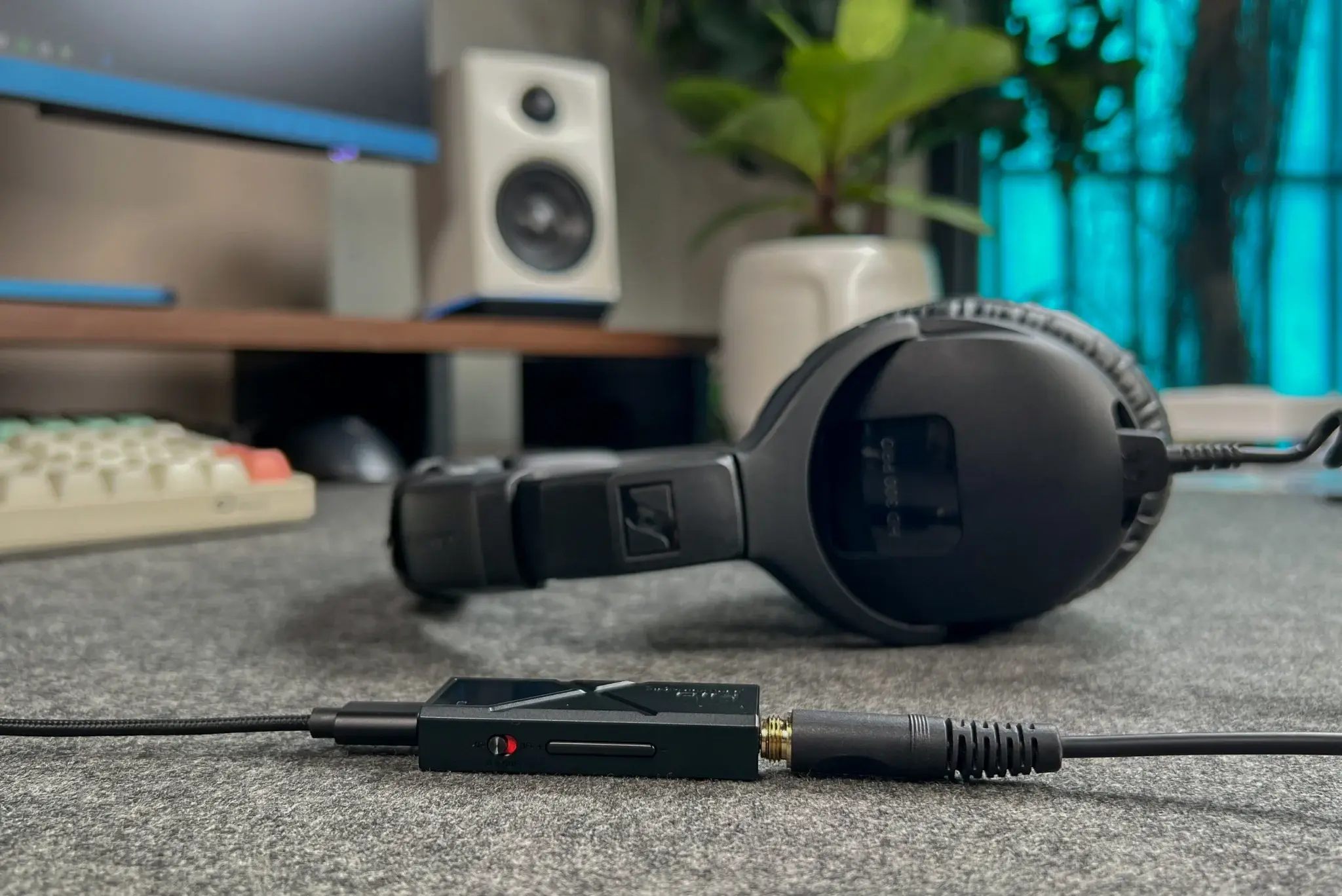 tinhte-jade-audio-fiio-KA1316.jpg