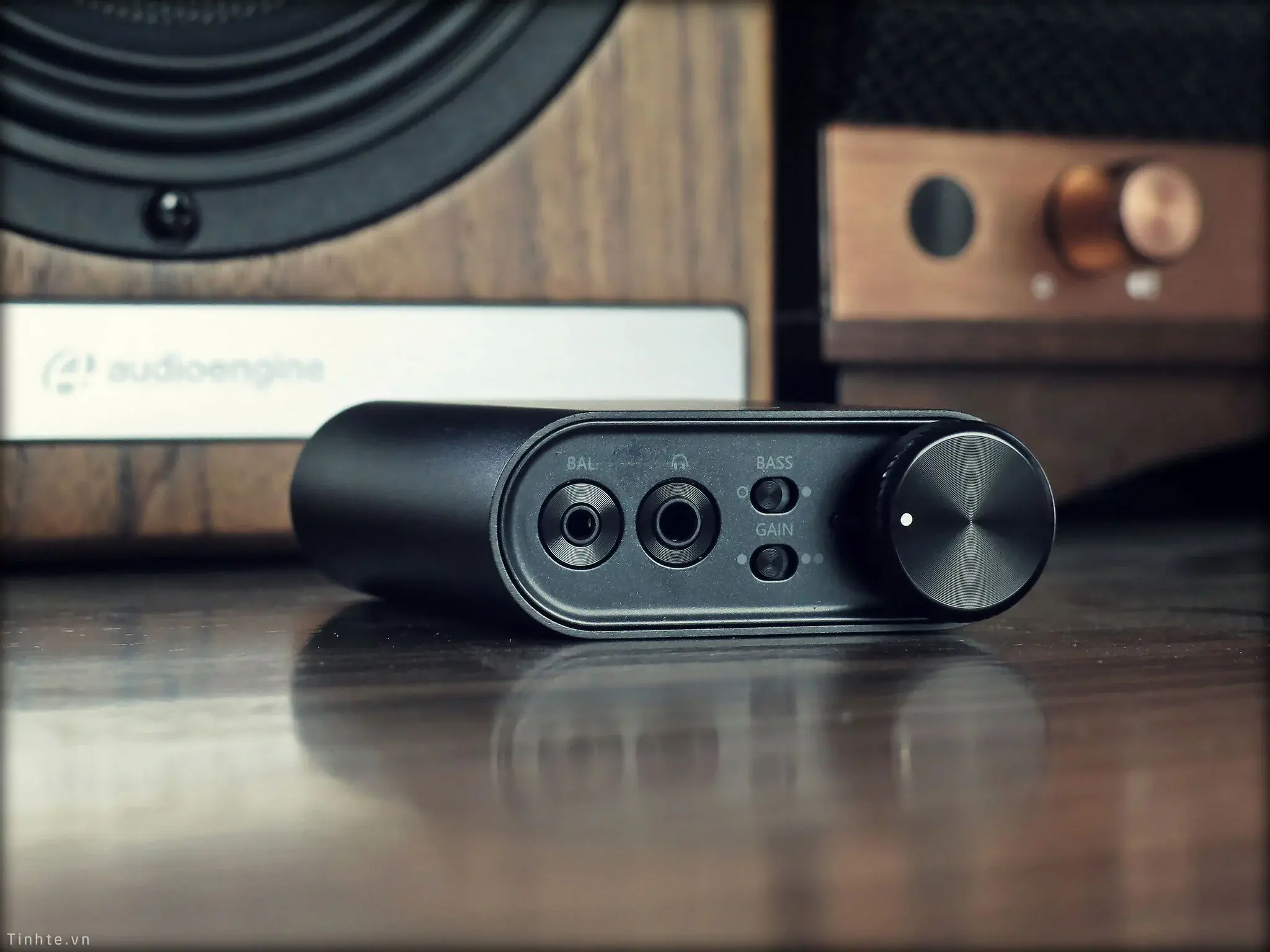 Đang tải tinhte_fiio_k3_dac_amplifier (4).jpg…