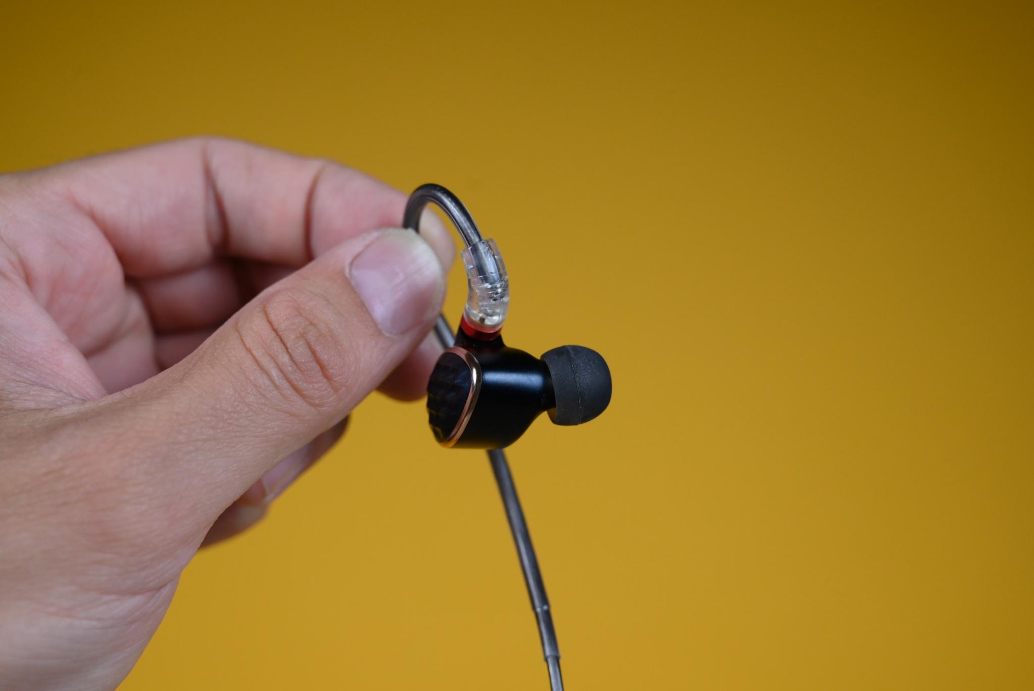 tinhte_fiio_fw5_true_wireless_bluetooth_tai_nghe (8).JPG