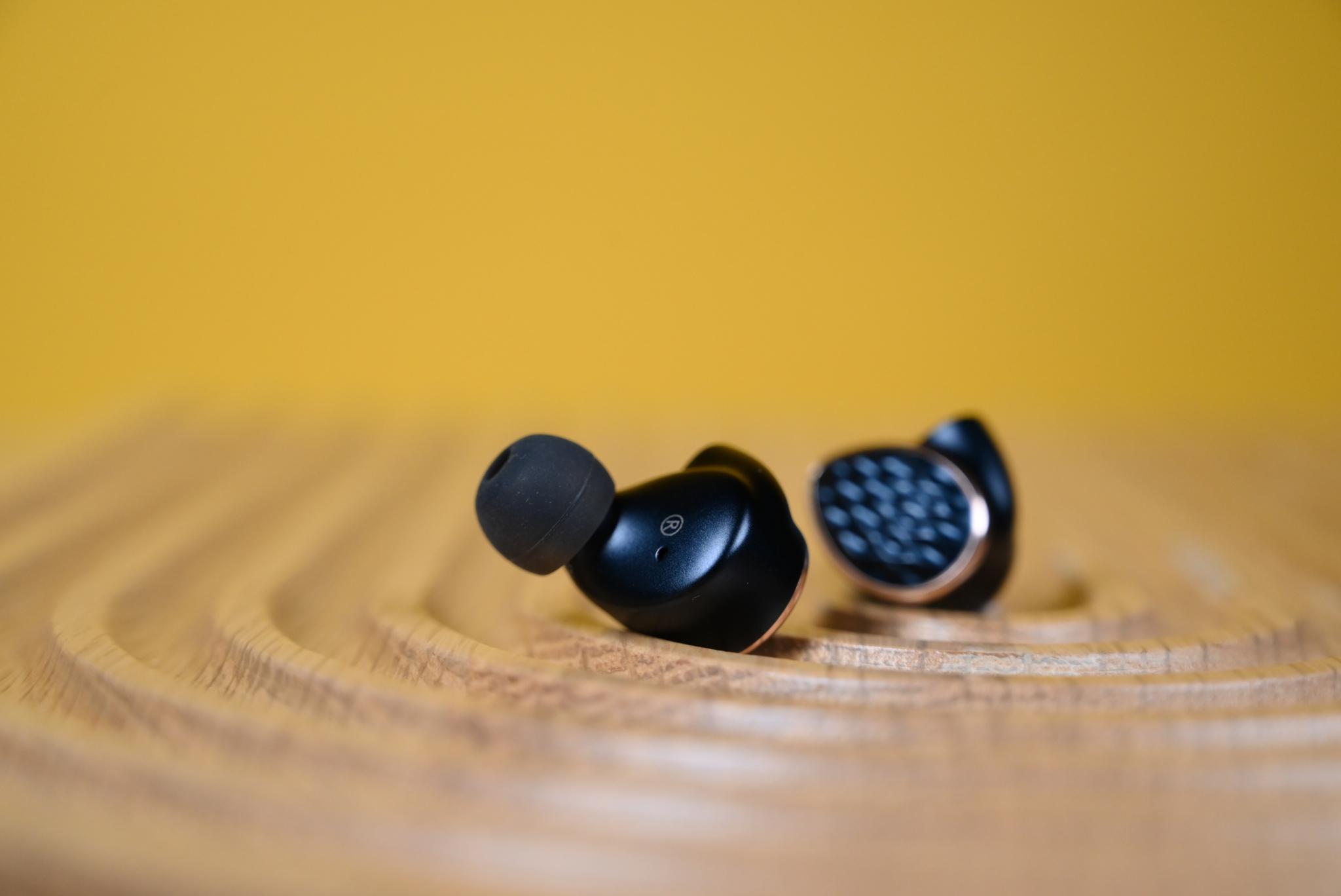 tinhte_fiio_fw5_true_wireless_bluetooth_tai_nghe (27).JPG
