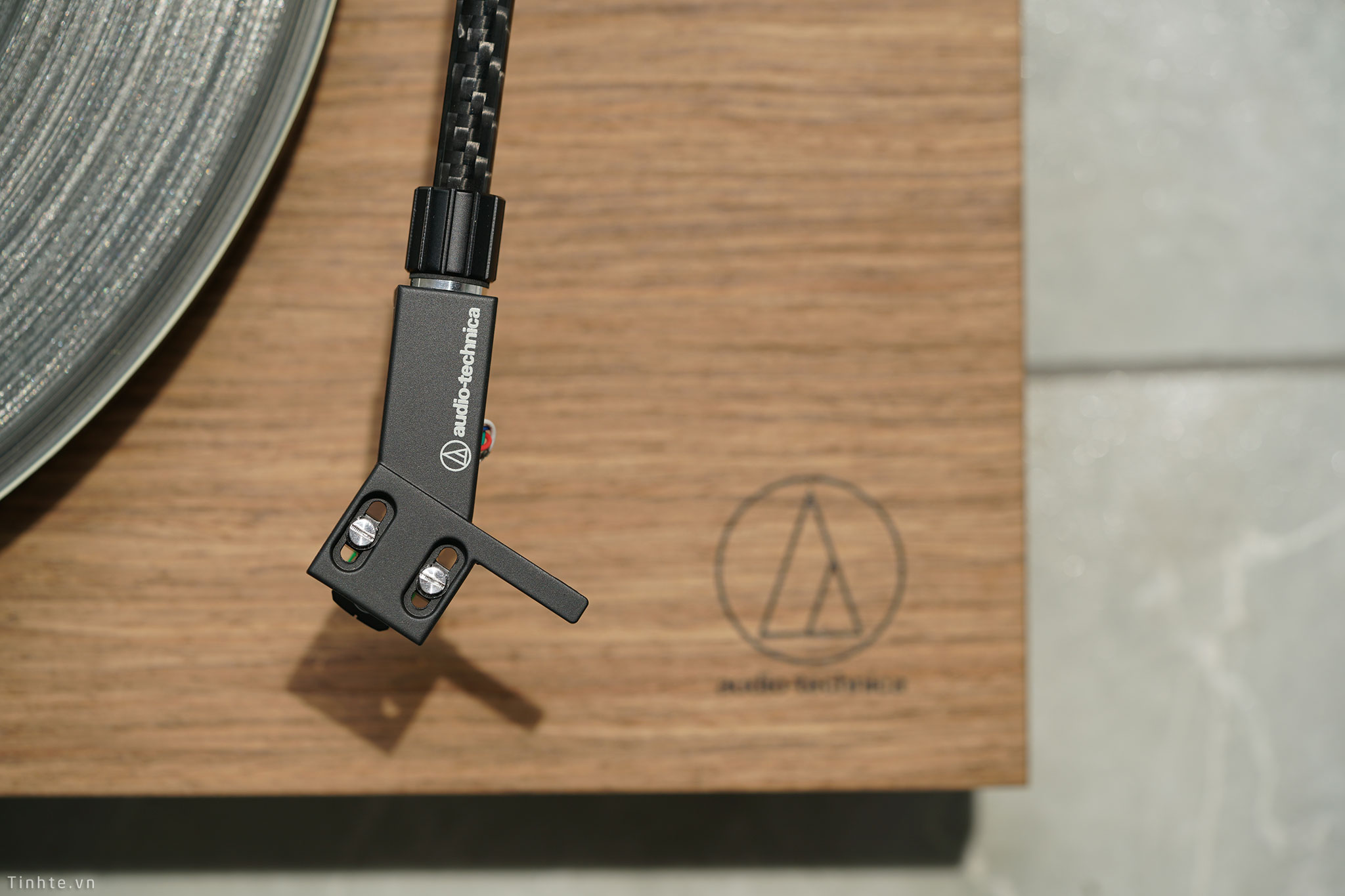 tinhte_at_lpw40wn_audiotechnica (3).jpg