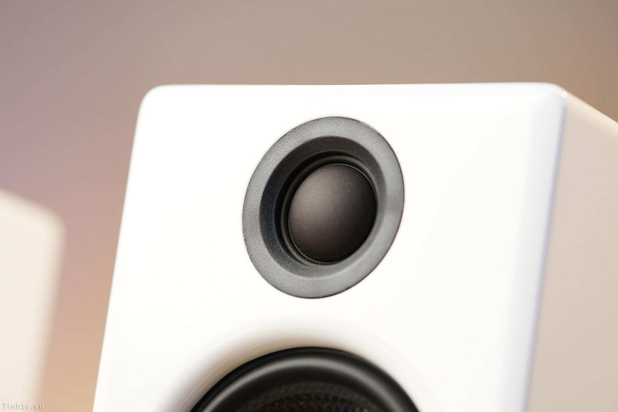 tinhte_a2+_Wireless_audioengine (4).jpg