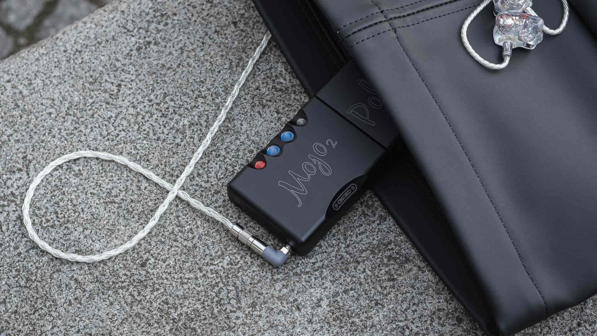 tinhte_chord_mojo_2_dac_amp_headphone (1).jpg