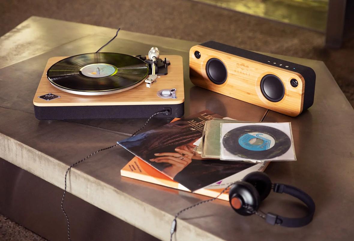Marley_StirItUp_Wireless_turntable-1.jpg