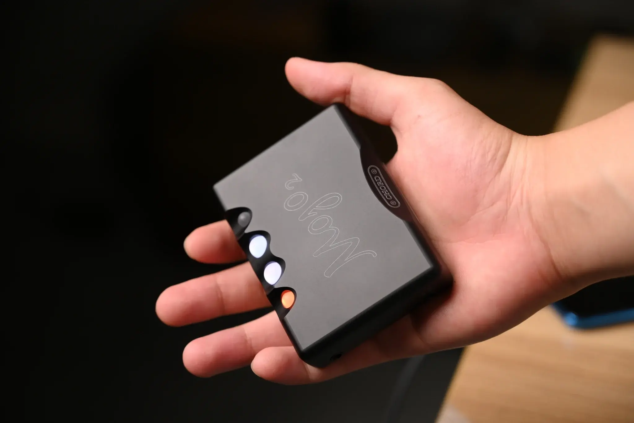 tinhte_chord_mojo2_dac_ampDSC_3515.JPG
